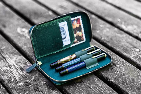 Galen Zippered 3-Slot Case