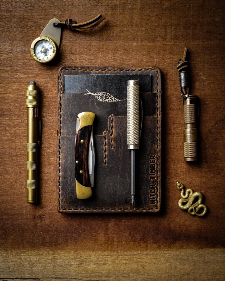 Hitch & Timber Notebook Caddy 2.0